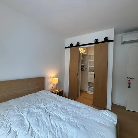 Lumineux 2 Chambres, Centre-ville A 5min Des Plages, Avec Wifi - Fr-1-239-1128 *