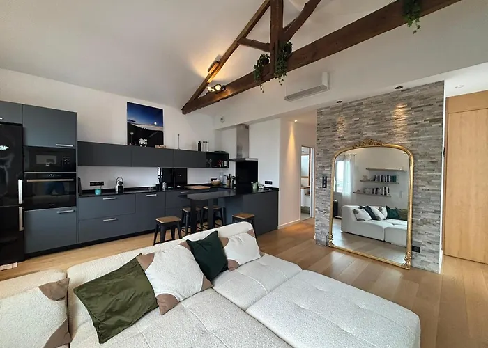 Lumineux 2 Chambres, Centre-ville A 5min Des Plages, Avec Wifi - Fr-1-239-1128 Apartment