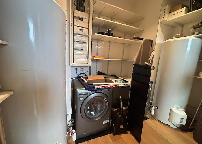 Lumineux 2 Chambres, Centre-ville A 5min Des Plages, Avec Wifi - Fr-1-239-1128 Apartment