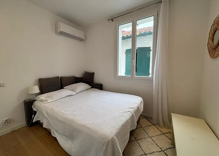 Lumineux 2 Chambres, Centre-ville A 5min Des Plages, Avec Wifi - Fr-1-239-1128 Apartment *